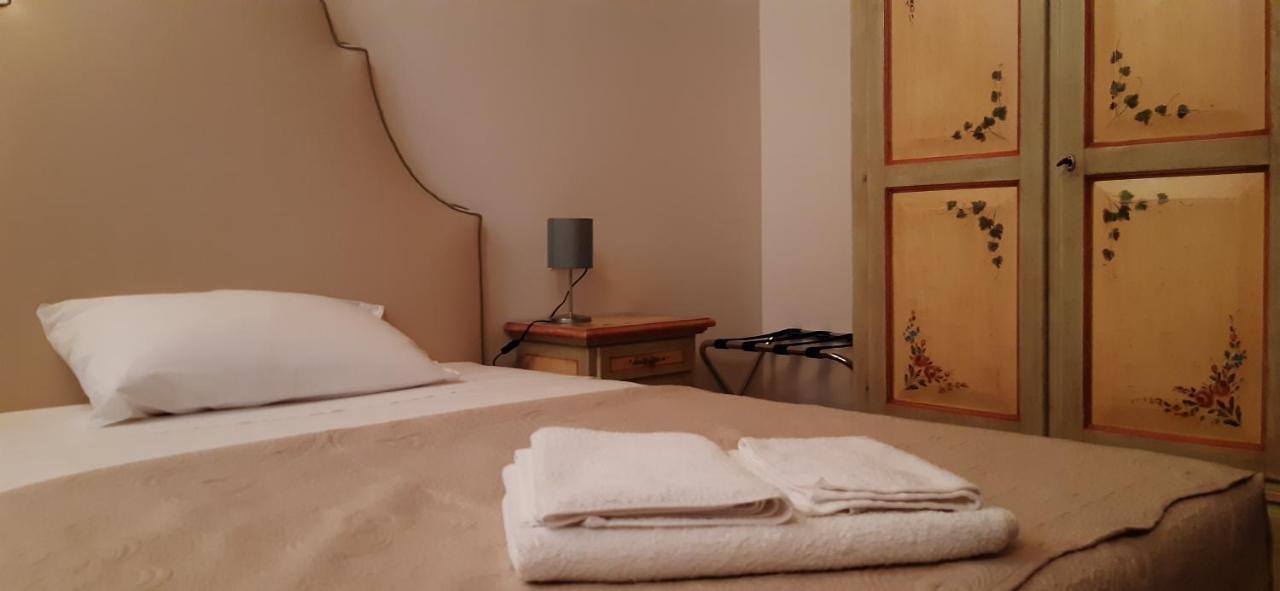 Santa Maria Di Lorgana Bed & Breakfast Minerbio Exterior photo